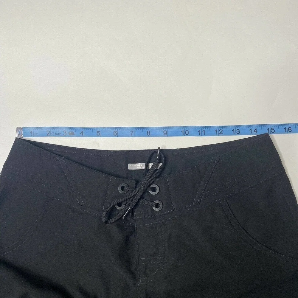 Columbia Omni Shade PFG Sz 6 Hiking Fishing Shorts Womens Black Inseam 9 In